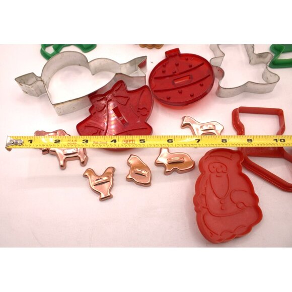 Holiday Baking Cookie Cutters Mixed Lot 19 Plastic Metal Copper Multiple Holiday - Picture 7 of 7